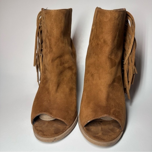 DV Dolce Vita Boots Womens 7.5 Fringe Booties Brown Leather Peep Toe Heeled Boho - Picture 2 of 12